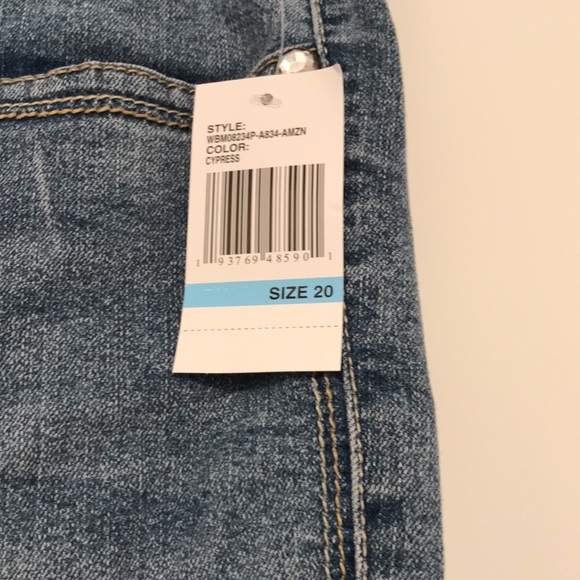 NEW with tags ladies Wallflower jeans .Size 20. - Picture 3 of 5